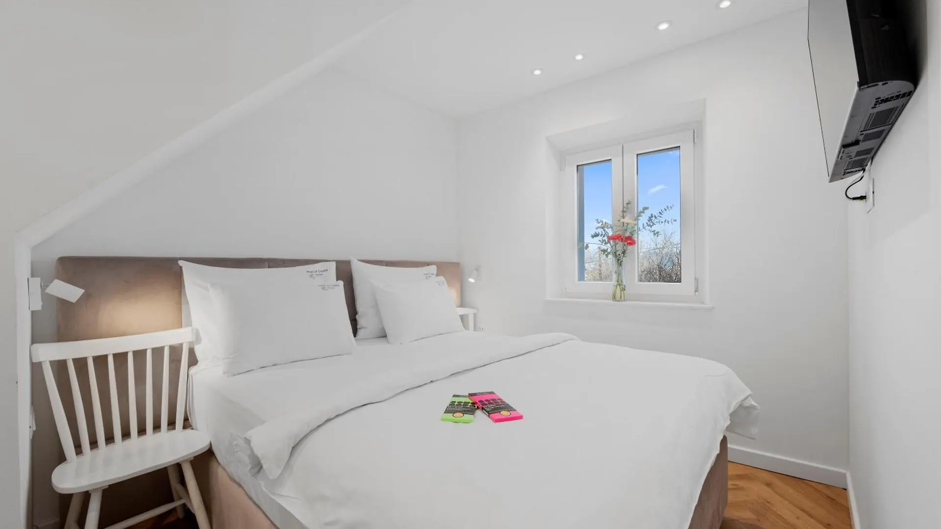 Pearl Of Croatia 4 Sterne Daire Trogir